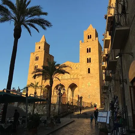 Casa vacanze Arias - La Del Duomo Cefalù